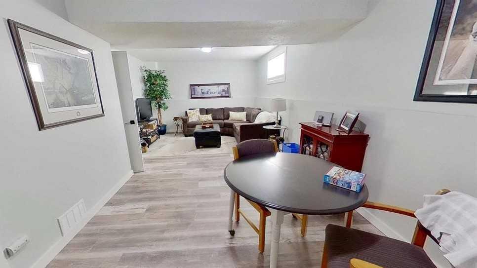 









7102A


Marler

Drive,
Camrose,




AB
T4V 3L8

