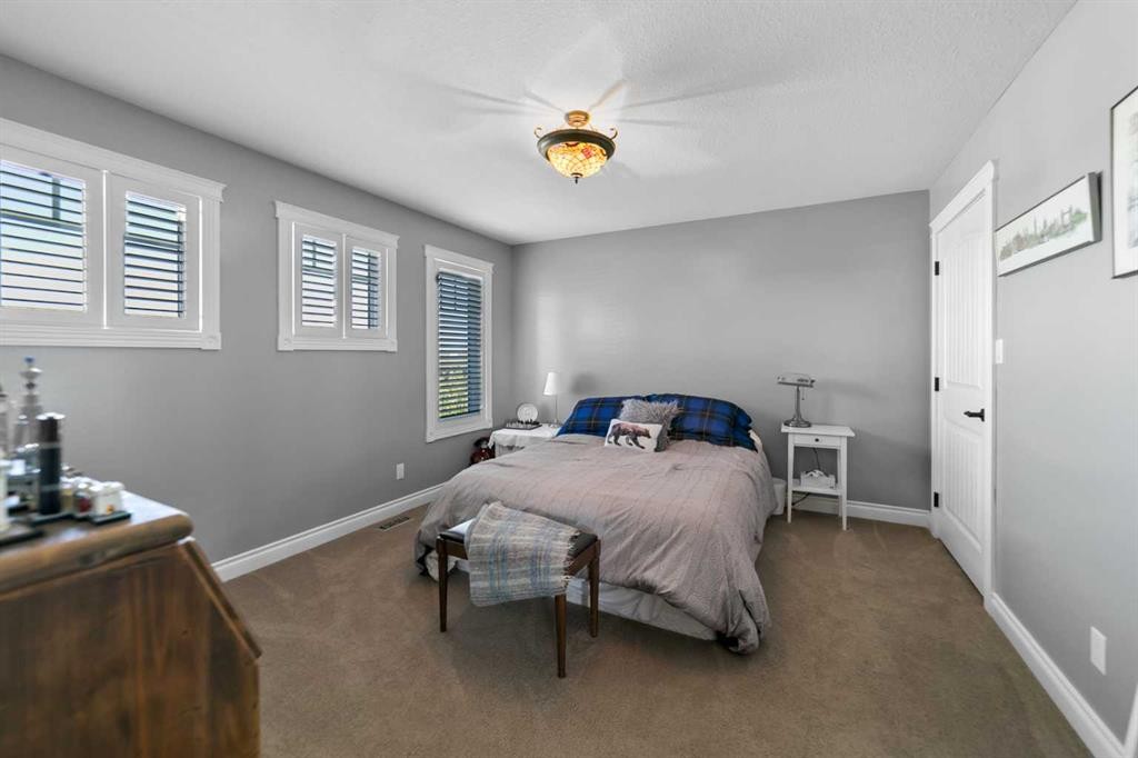 









3701


68 A

Street West,
Camrose,




AB
T4V 5B7

