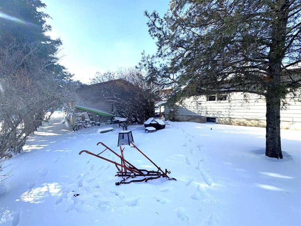 









4812


47

Avenue,
Forestburg,




AB
T0B 1N0

