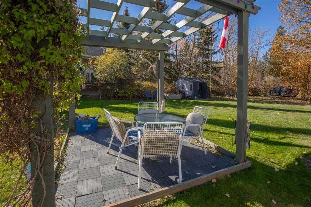 









41513


Highway 771

, 60,
Rural Lacombe County,




AB
T0C 0J0

