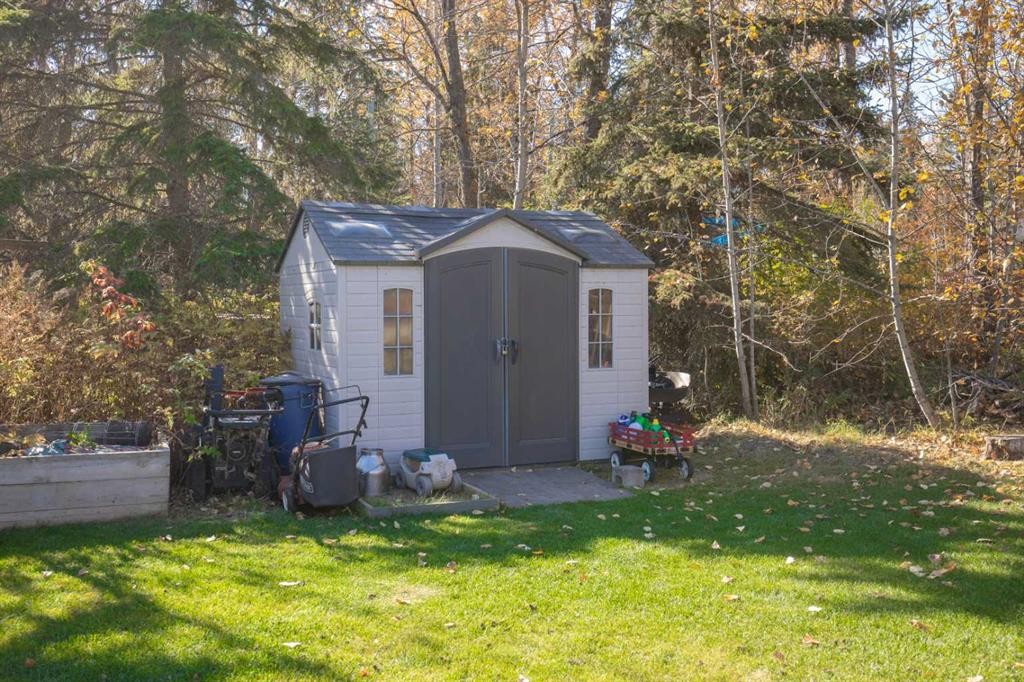 









41513


Highway 771

, 60,
Rural Lacombe County,




AB
T0C 0J0


