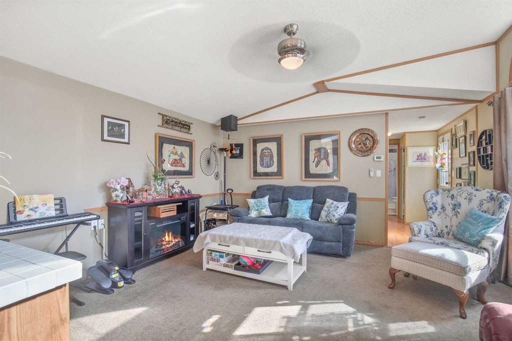 









41513


Highway 771

, 60,
Rural Lacombe County,




AB
T0C 0J0

