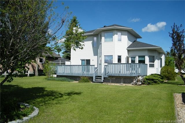 









5606


46

Avenue West,
Forestburg,




AB
T0B 1N0

