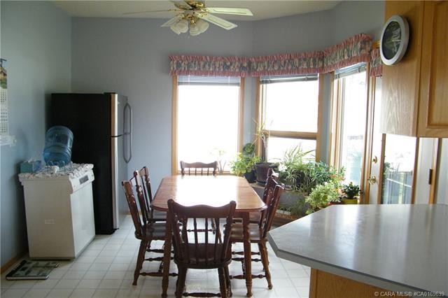 









5606


46

Avenue West,
Forestburg,




AB
T0B 1N0

