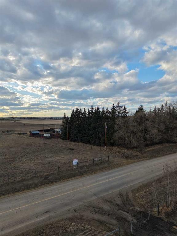 









#5


C&E Trail North of Blackfalds

,
Rural Lacombe County,







AB
T0M 0J0

