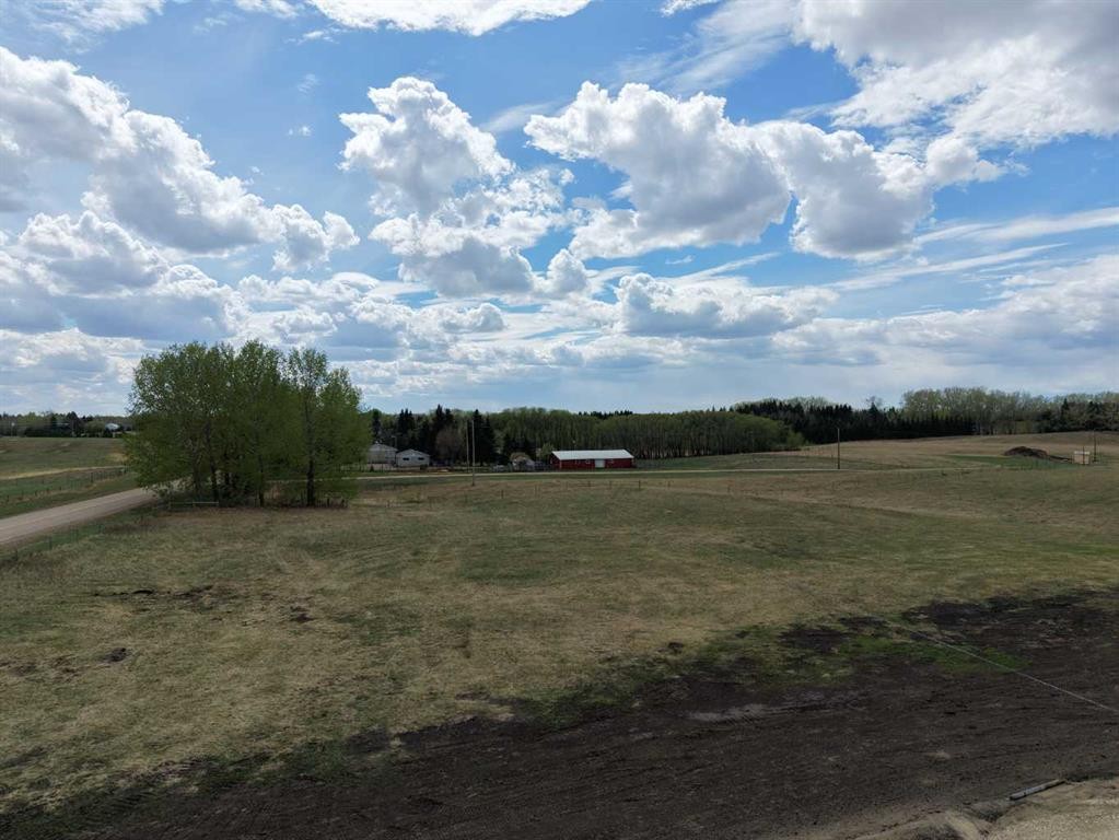 









#5


C&E Trail North of Blackfalds

,
Rural Lacombe County,







AB
T0M 0J0

