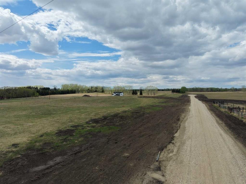 









#5


C&E Trail North of Blackfalds

,
Rural Lacombe County,







AB
T0M 0J0

