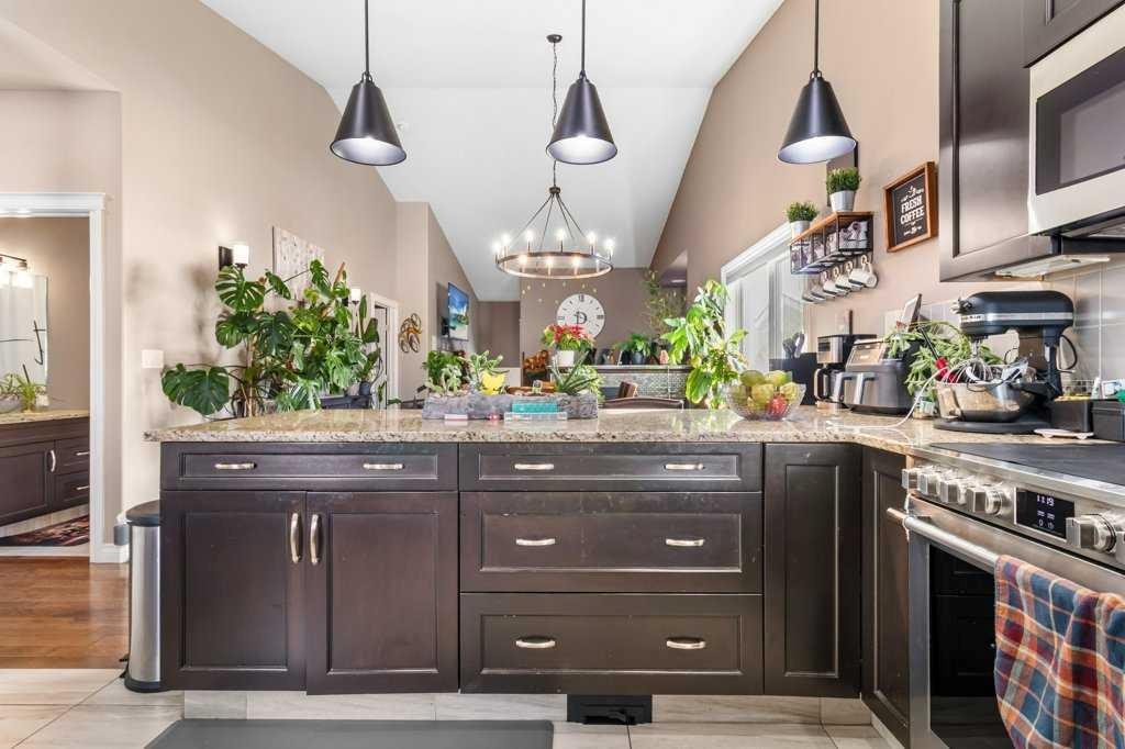 









5224


Lawton

Avenue, A&B,
Blackfalds,




AB
T0M 0J0

