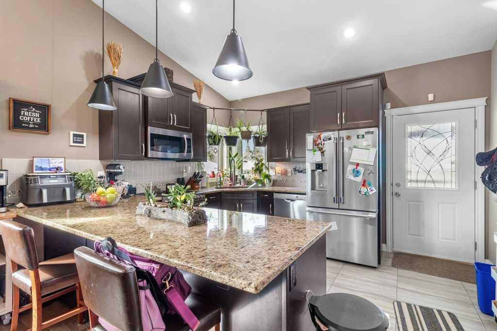 









5224


Lawton

Avenue, A&B,
Blackfalds,




AB
T0M 0J0

