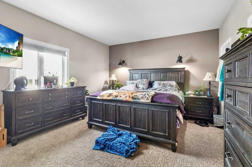 









5224


Lawton

Avenue, A&B,
Blackfalds,




AB
T0M 0J0

