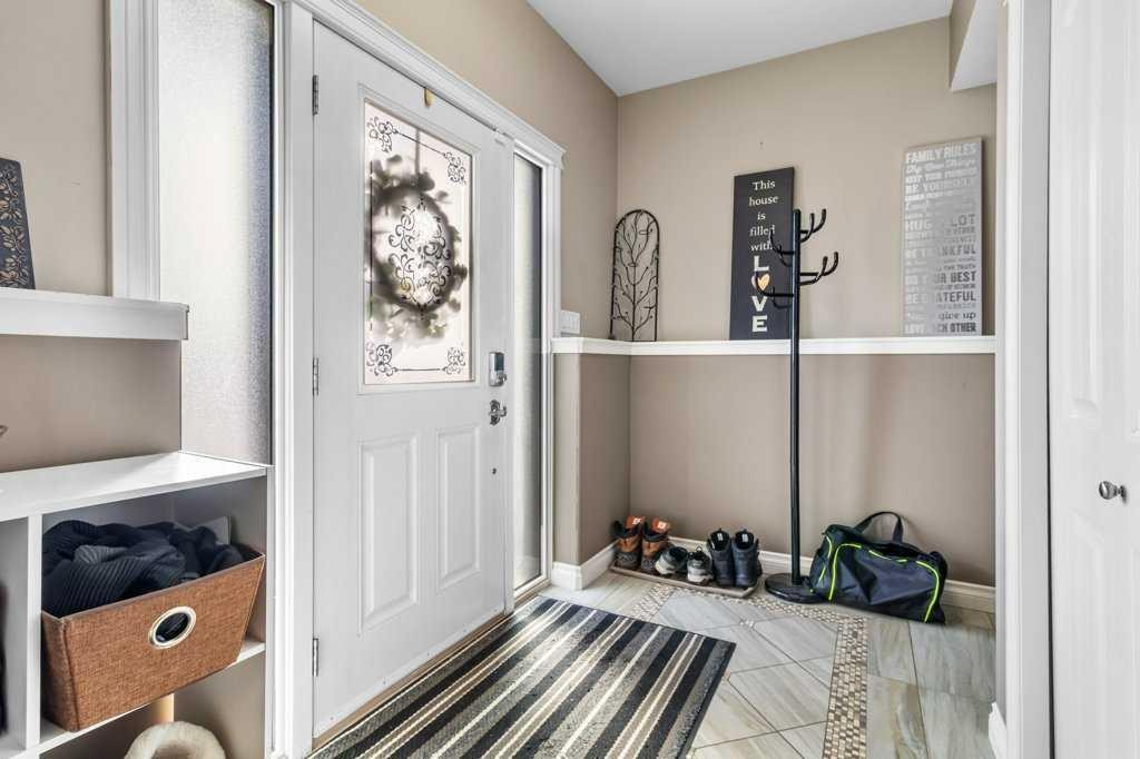 









5224


Lawton

Avenue, A&B,
Blackfalds,




AB
T0M 0J0

