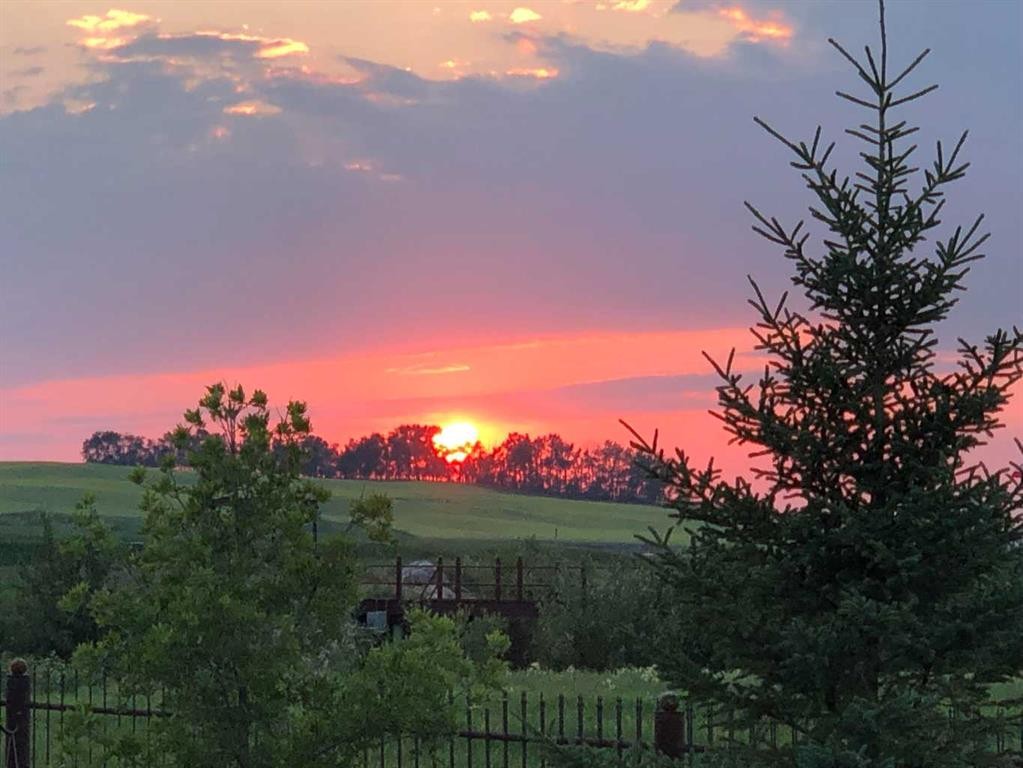 









41019


Range Road 11

, 18,
Rural Lacombe County,




AB
T0C0J1

