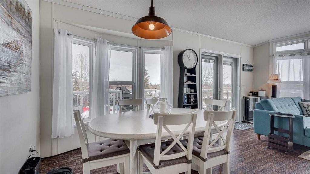 









41019


Range Road 11

, 18,
Rural Lacombe County,




AB
T0C0J1

