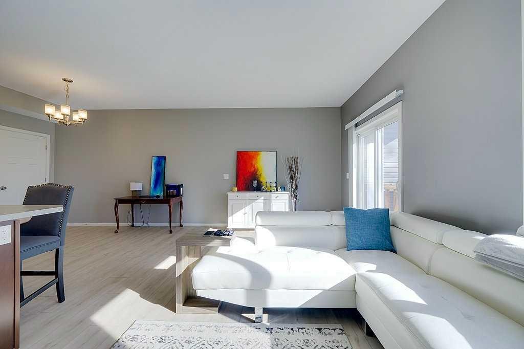 









5301


Windward

Place, 7,
Sylvan Lake,




AB
T4S 0H5

