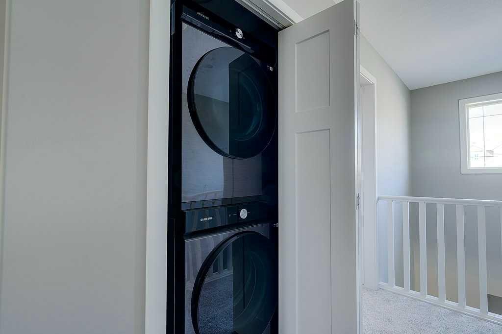 









5301


Windward

Place, 7,
Sylvan Lake,




AB
T4S 0H5

