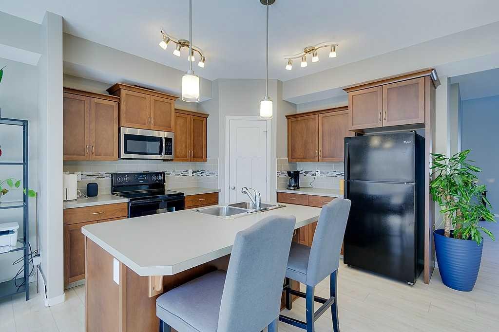 









5301


Windward

Place, 7,
Sylvan Lake,




AB
T4S 0H5

