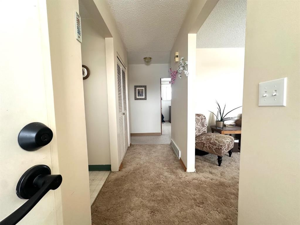 









5240


50

Avenue,
Holden,




AB
T0B2C0

