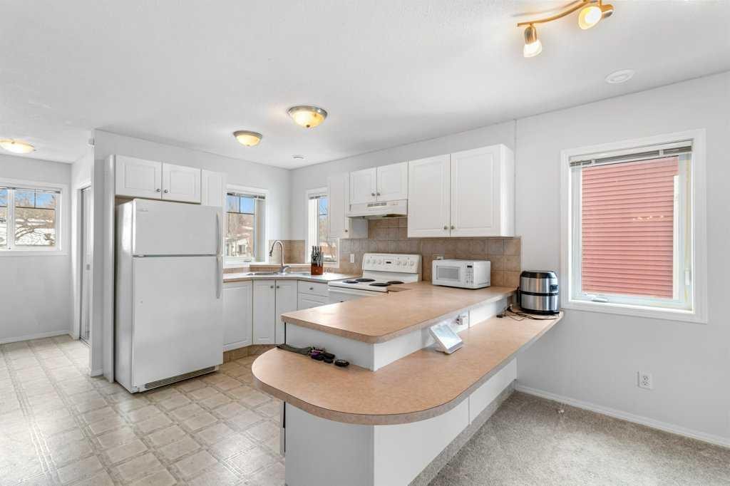 









5220


50A

Avenue, 2001,
Sylvan Lake,




AB
T4S 1E5

