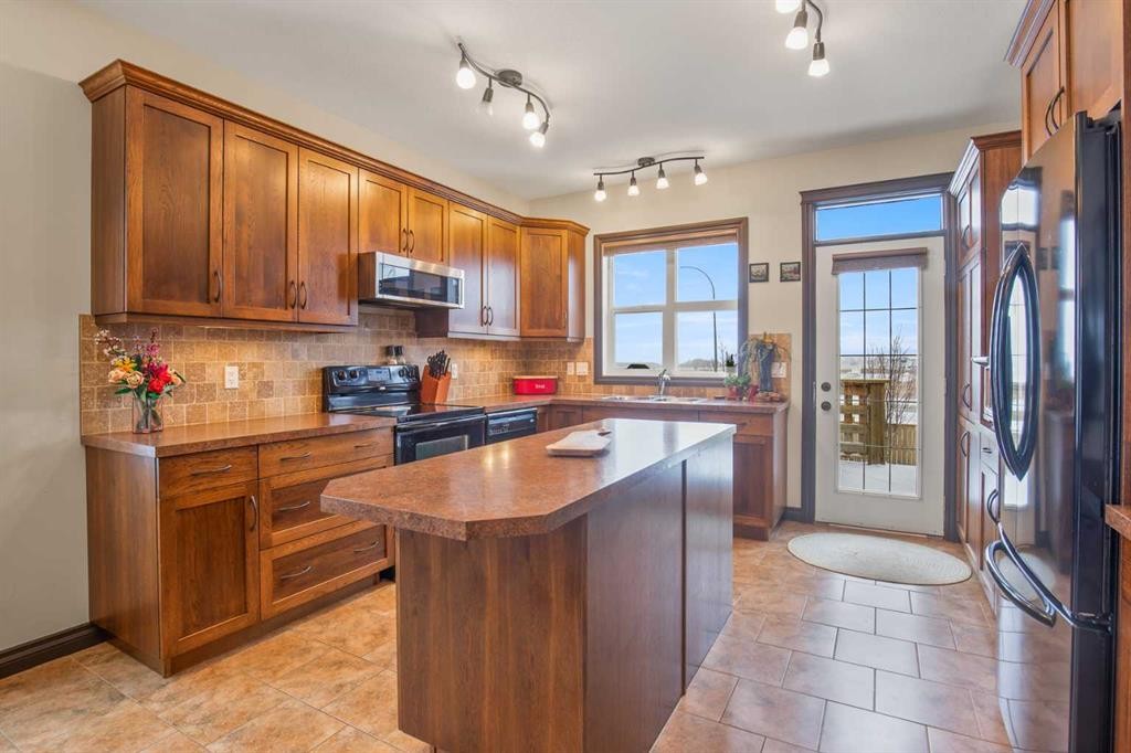 









7135


Henner's

Road,
Lacombe,




AB
T4L0C3

