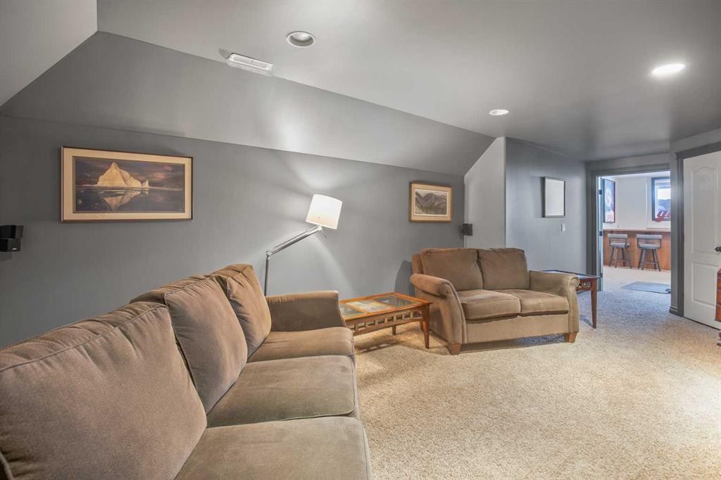 









7135


Henner's

Road,
Lacombe,




AB
T4L0C3

