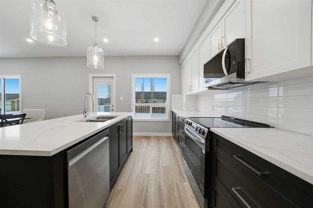 









70


Palmer

Circle,
Blackfalds,




AB
T0M 0J2

