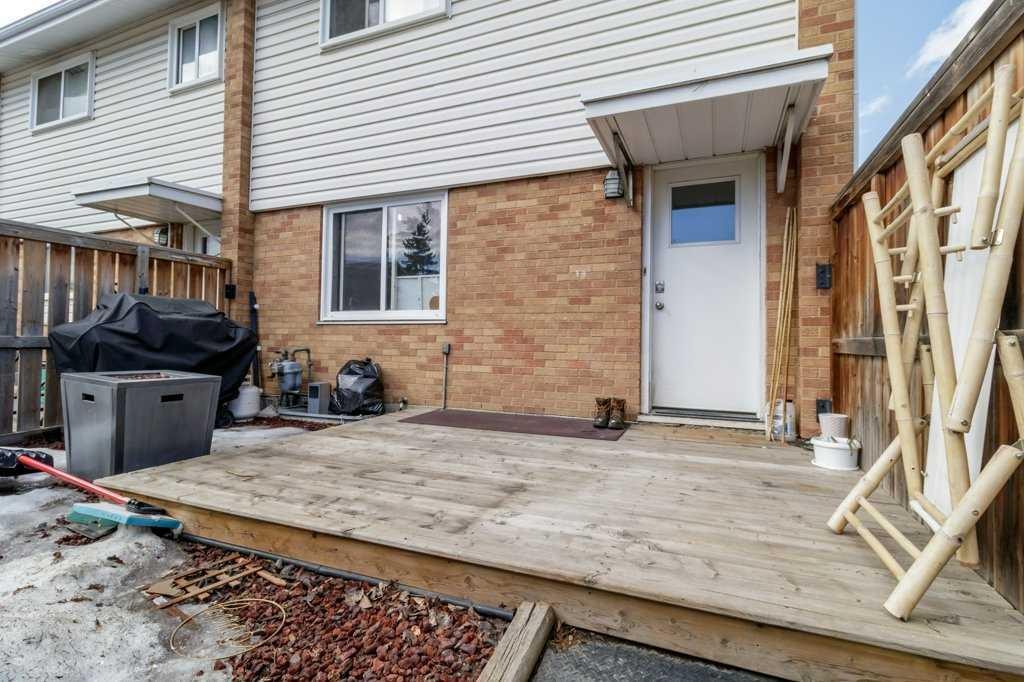 









3907


39

Street, 1003,
Red Deer,




AB
T4N 0M6

