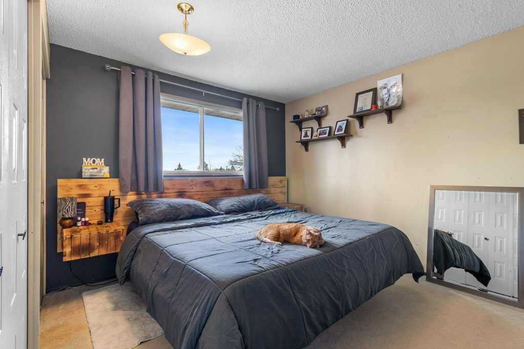 









10


Chappel

Drive,
Red Deer,




AB
T4P 2R8

