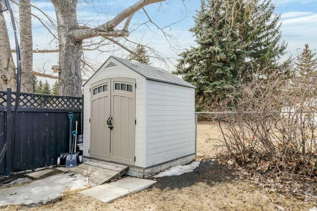 









10


Chappel

Drive,
Red Deer,




AB
T4P 2R8

