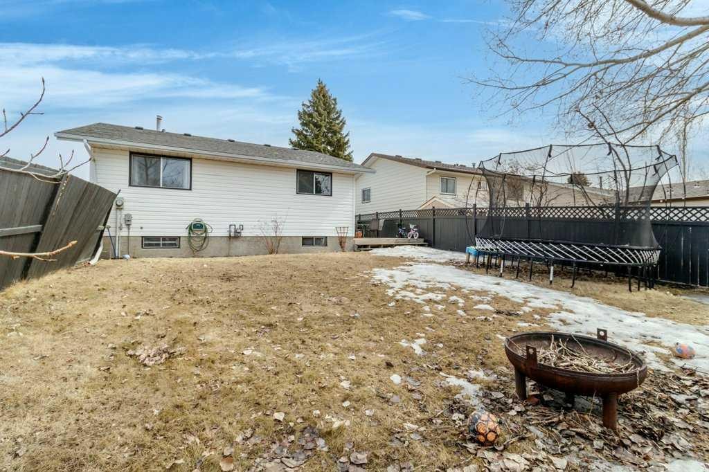 









10


Chappel

Drive,
Red Deer,




AB
T4P 2R8

