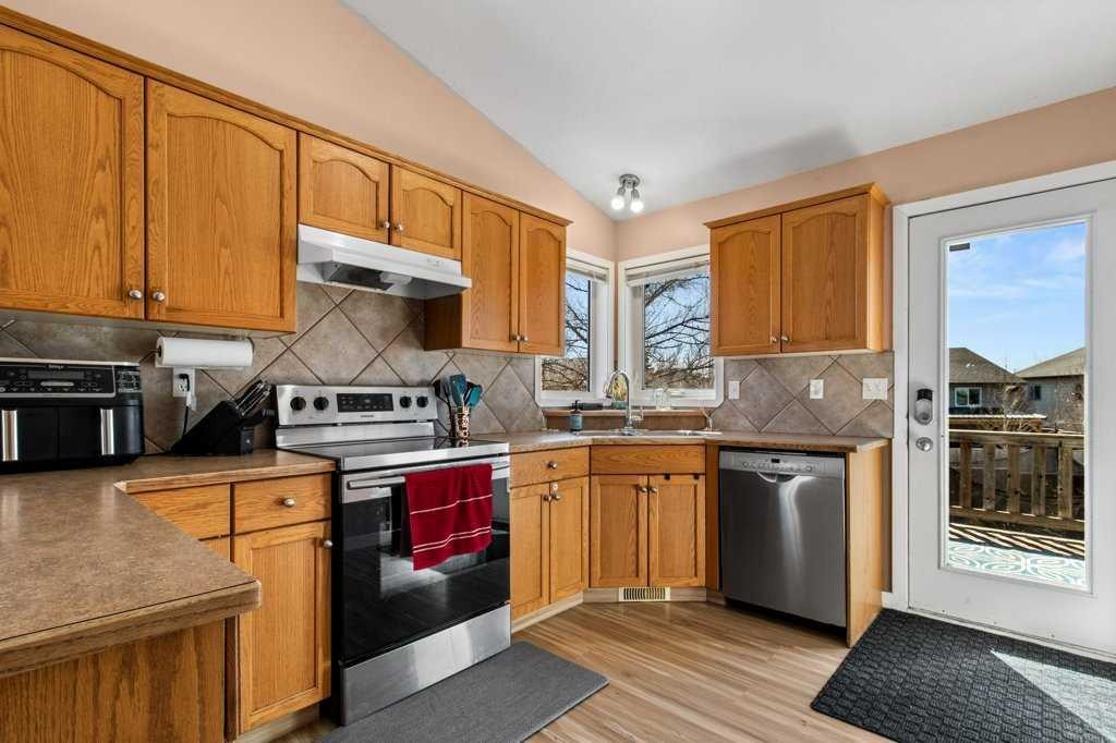 









12


Hansen

Close,
Sylvan Lake,




AB
T4S 2P1

