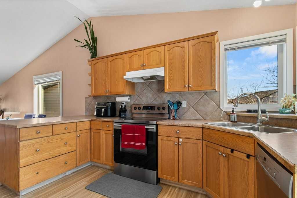 









12


Hansen

Close,
Sylvan Lake,




AB
T4S 2P1

