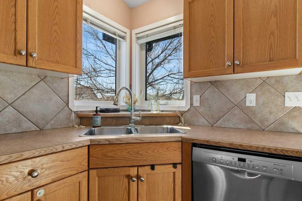 









12


Hansen

Close,
Sylvan Lake,




AB
T4S 2P1


