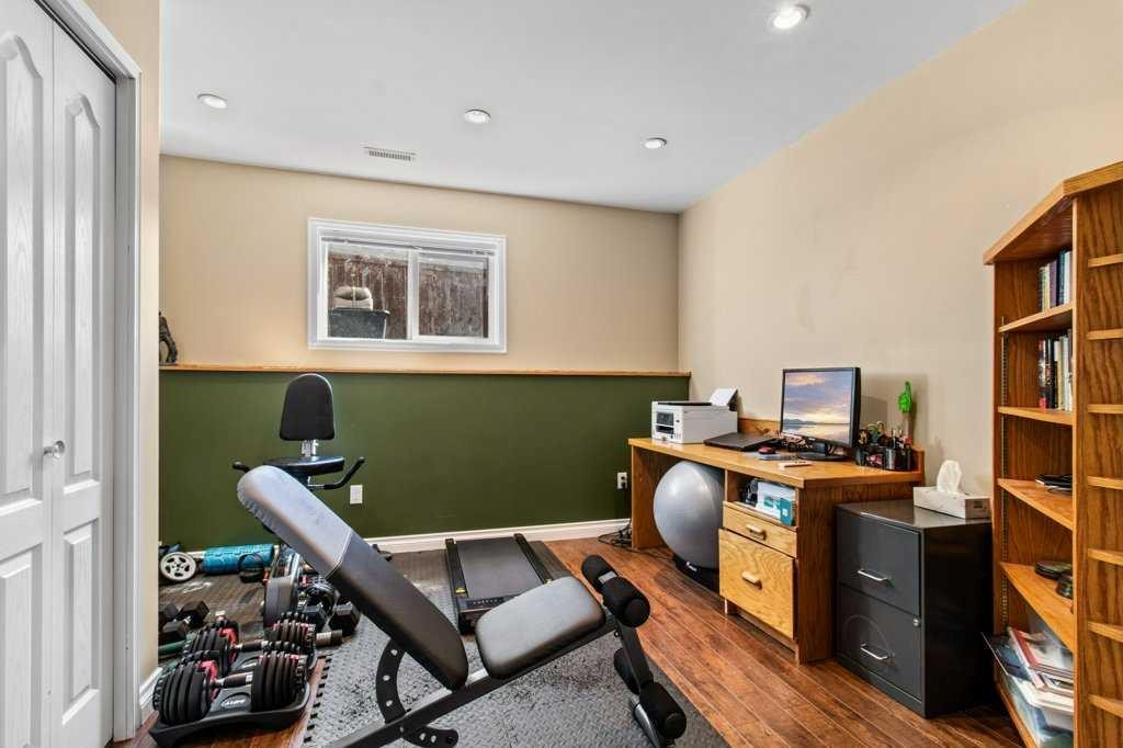 









12


Hansen

Close,
Sylvan Lake,




AB
T4S 2P1

