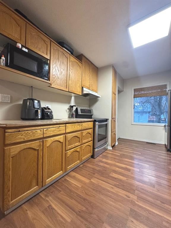 









5319


47

Avenue,
Wetaskiwin,




AB
T9A 0K9

