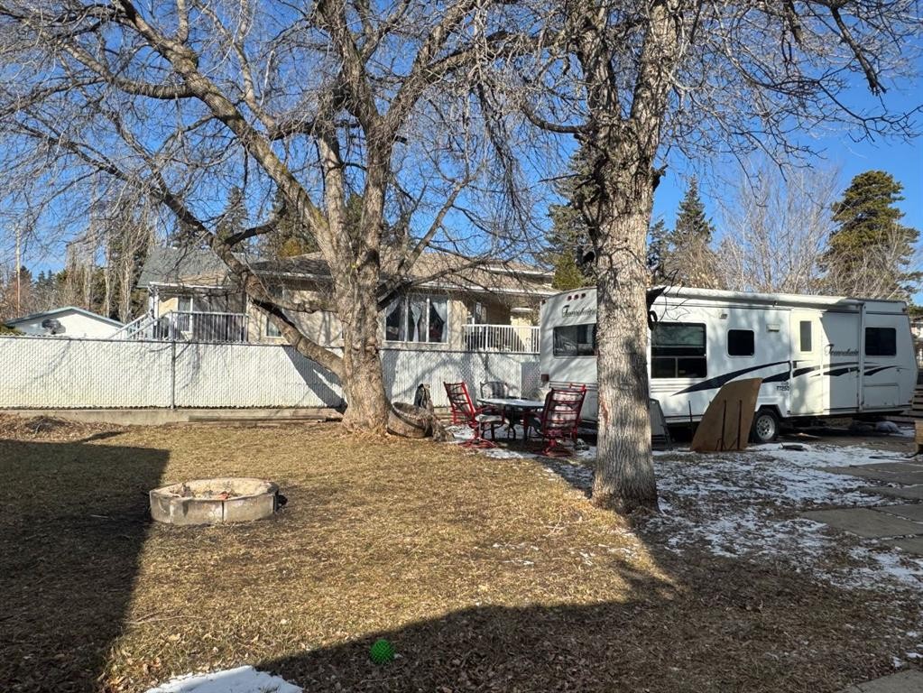 









5319


47

Avenue,
Wetaskiwin,




AB
T9A 0K9


