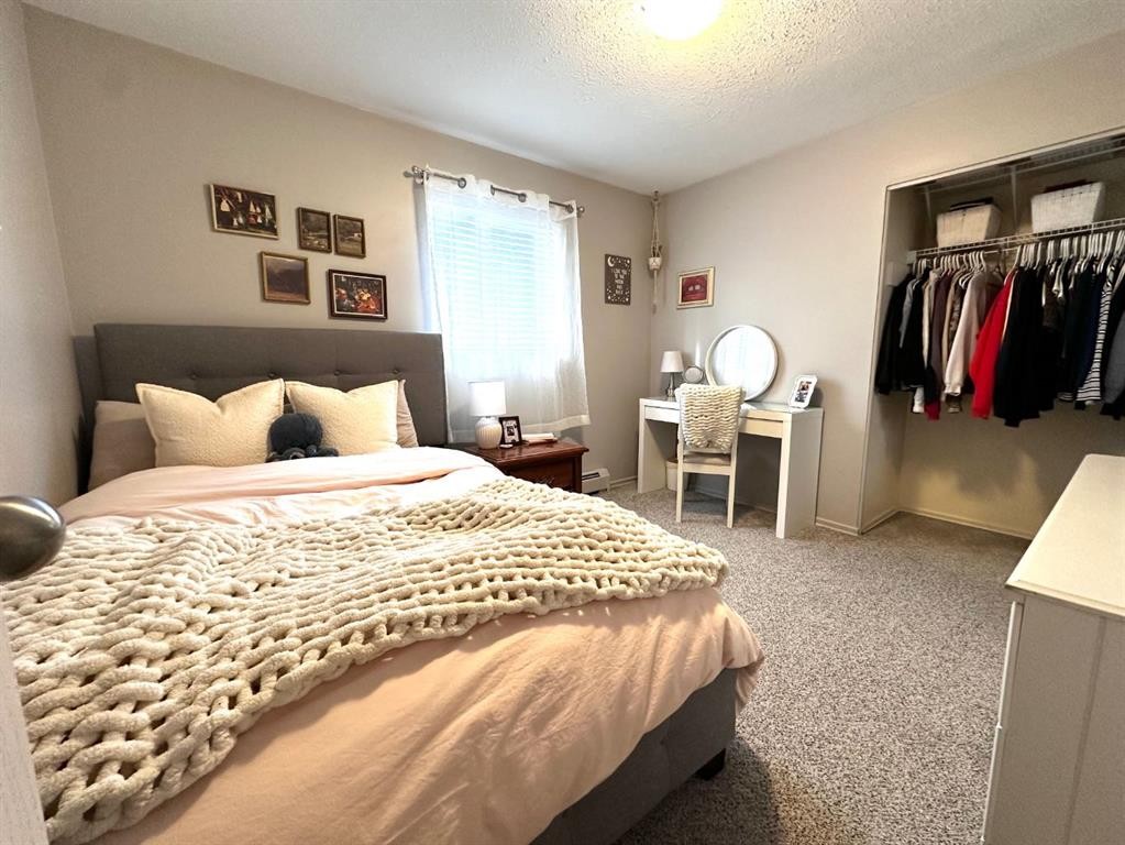 









4811


48

Street, 203,
Camrose,




AB
T4V1L4

