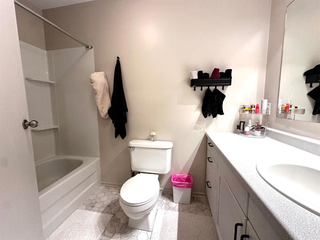 









4811


48

Street, 203,
Camrose,




AB
T4V1L4

