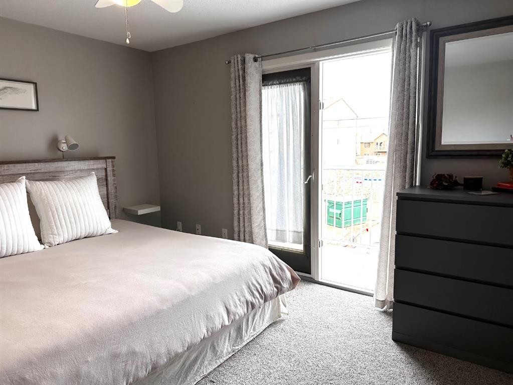 









4811


48

Street, 203,
Camrose,




AB
T4V1L4

