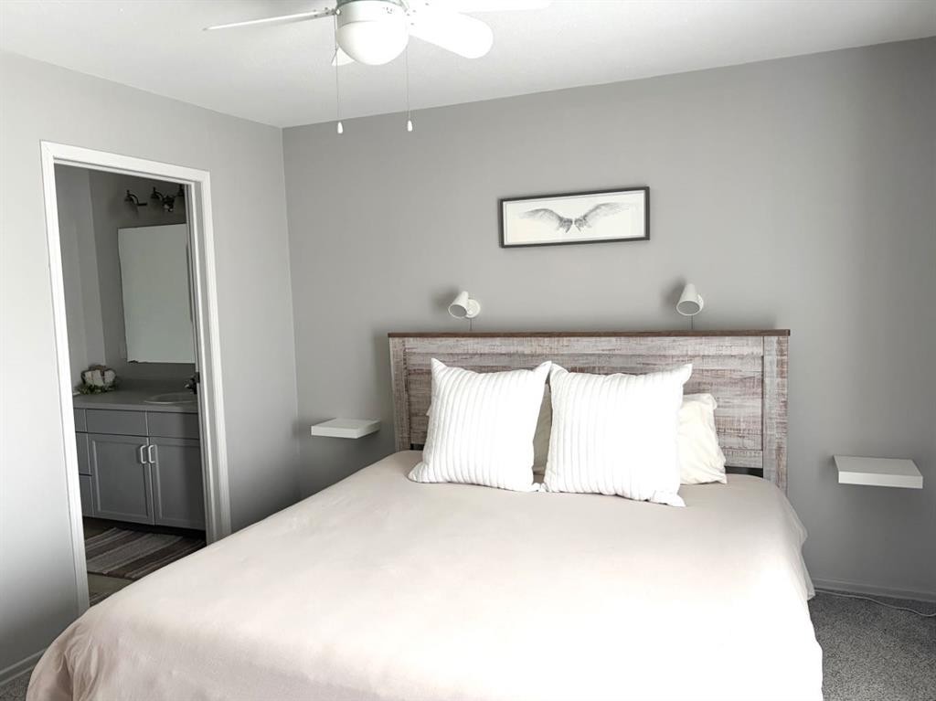









4811


48

Street, 203,
Camrose,




AB
T4V1L4

