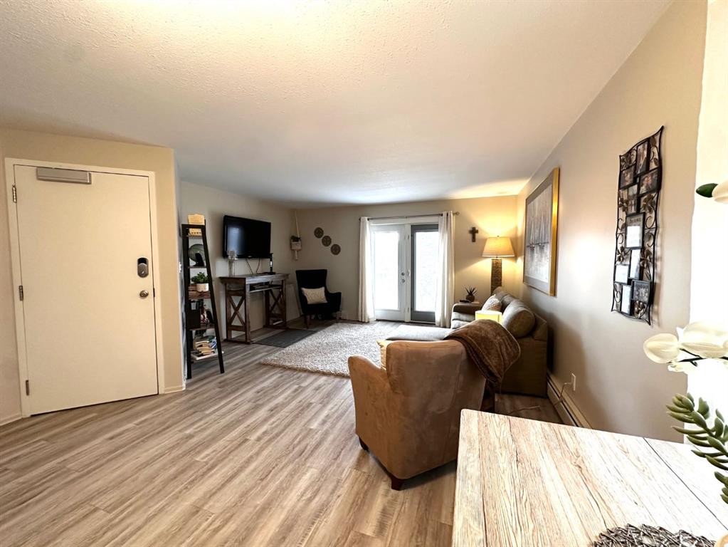 









4811


48

Street, 203,
Camrose,




AB
T4V1L4

