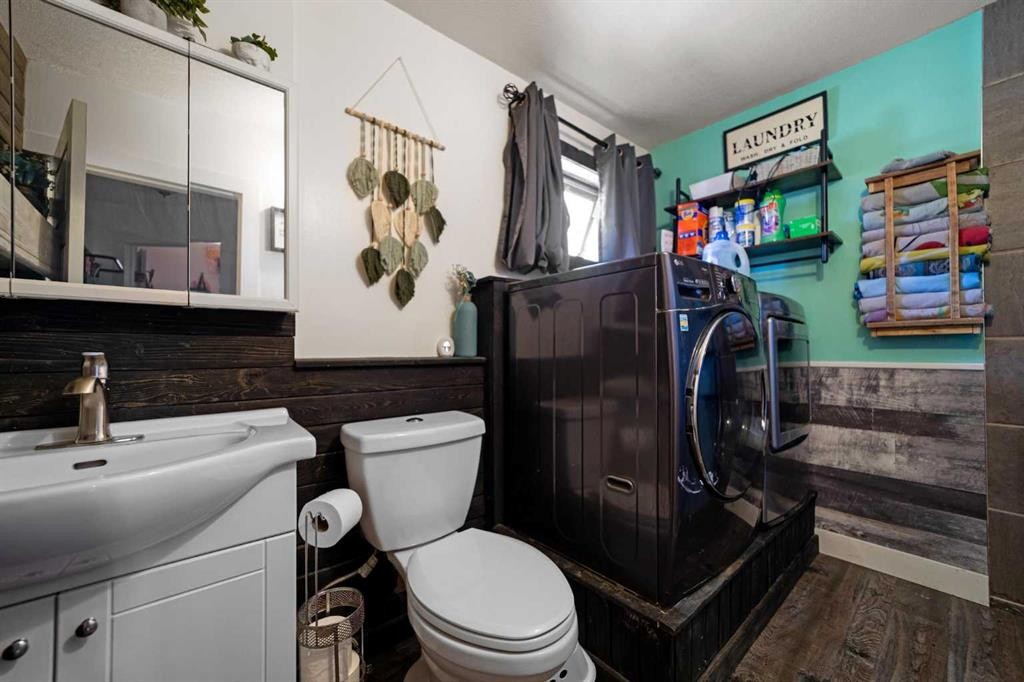 









117


James

Street,
Bittern Lake,




AB
T0C 0L0

