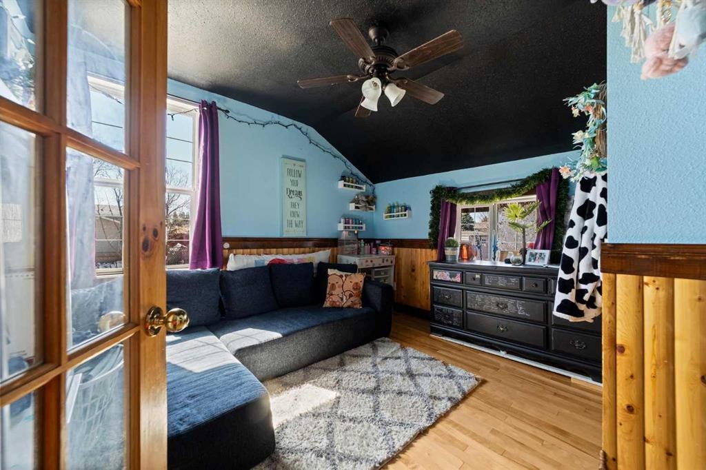 









117


James

Street,
Bittern Lake,




AB
T0C 0L0

