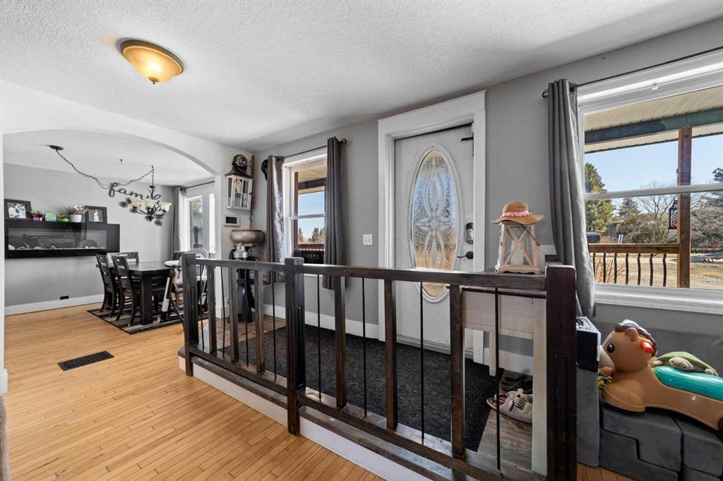 









117


James

Street,
Bittern Lake,




AB
T0C 0L0

