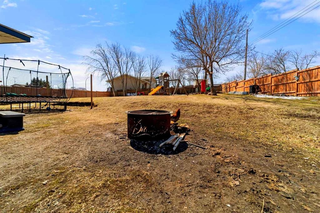 









117


James

Street,
Bittern Lake,




AB
T0C 0L0

