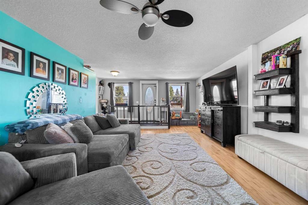 









117


James

Street,
Bittern Lake,




AB
T0C 0L0

