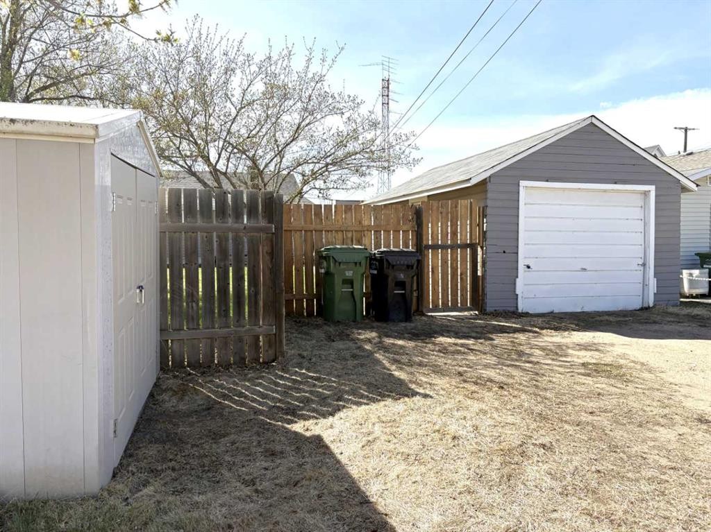 









4915


46

Street,
Camrose,




AB
T4V 1G9

