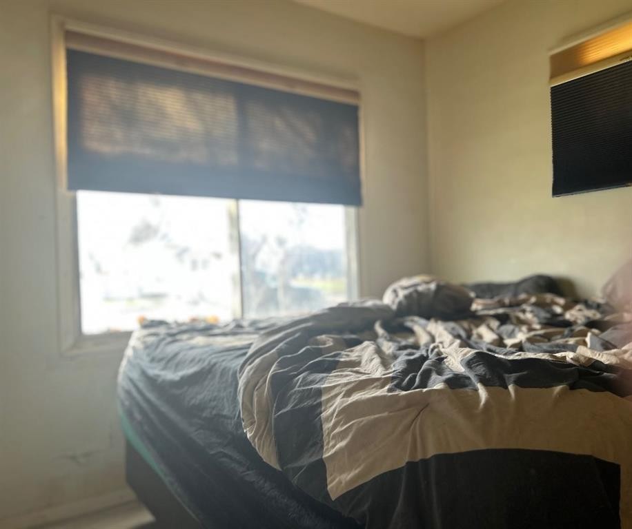 









5013


53

Street,
Killam,




AB
T0B 2L0

