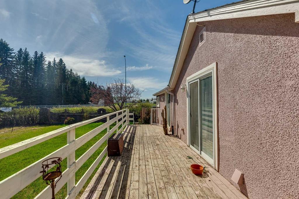 









4212


C + E

Trail,
Lacombe,




AB
T4L 1V8

