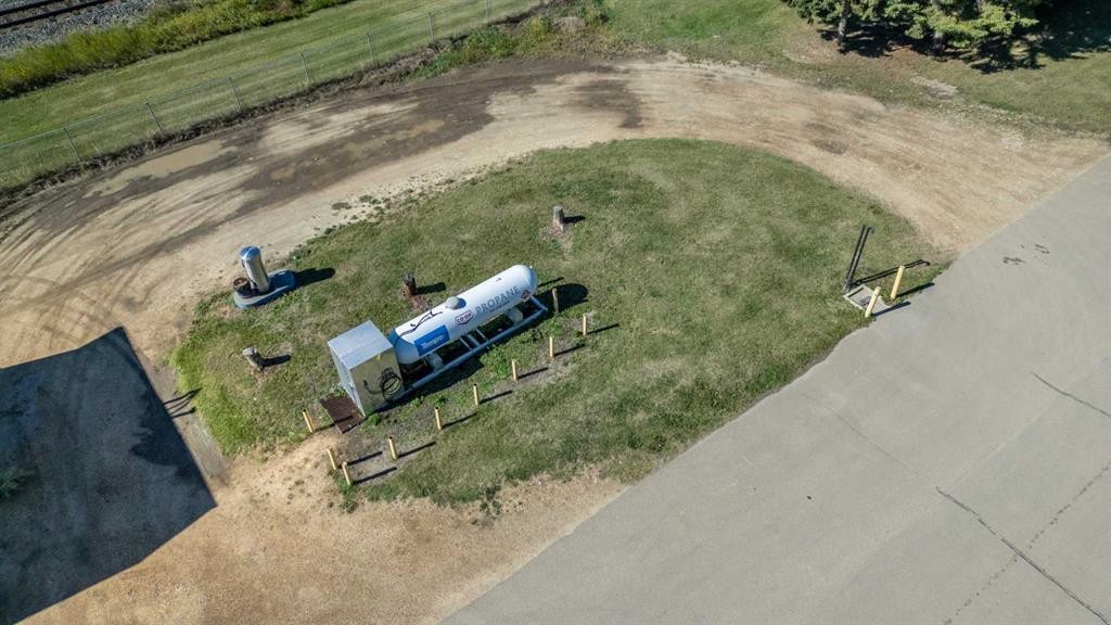 









2


Railway

Avenue North,
Hay Lakes,




AB
T0B 1W0

