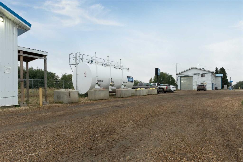 









2


Railway

Avenue North,
Hay Lakes,




AB
T0B 1W0

